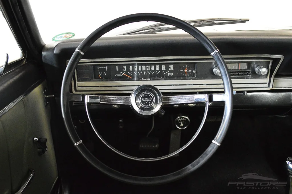 Ford Fairlane 500