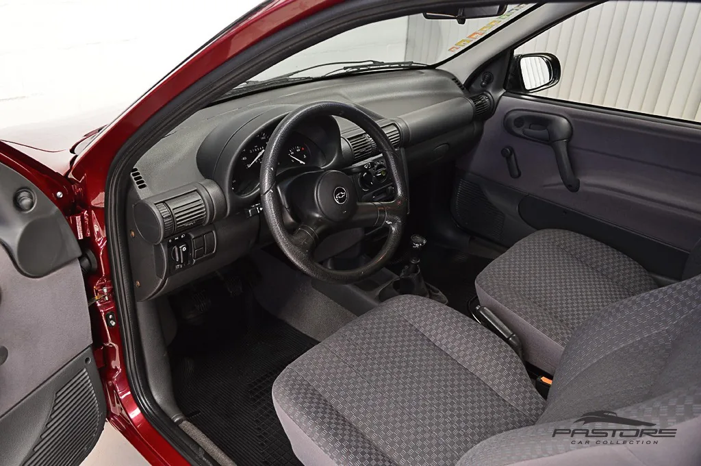 GM Corsa Wind