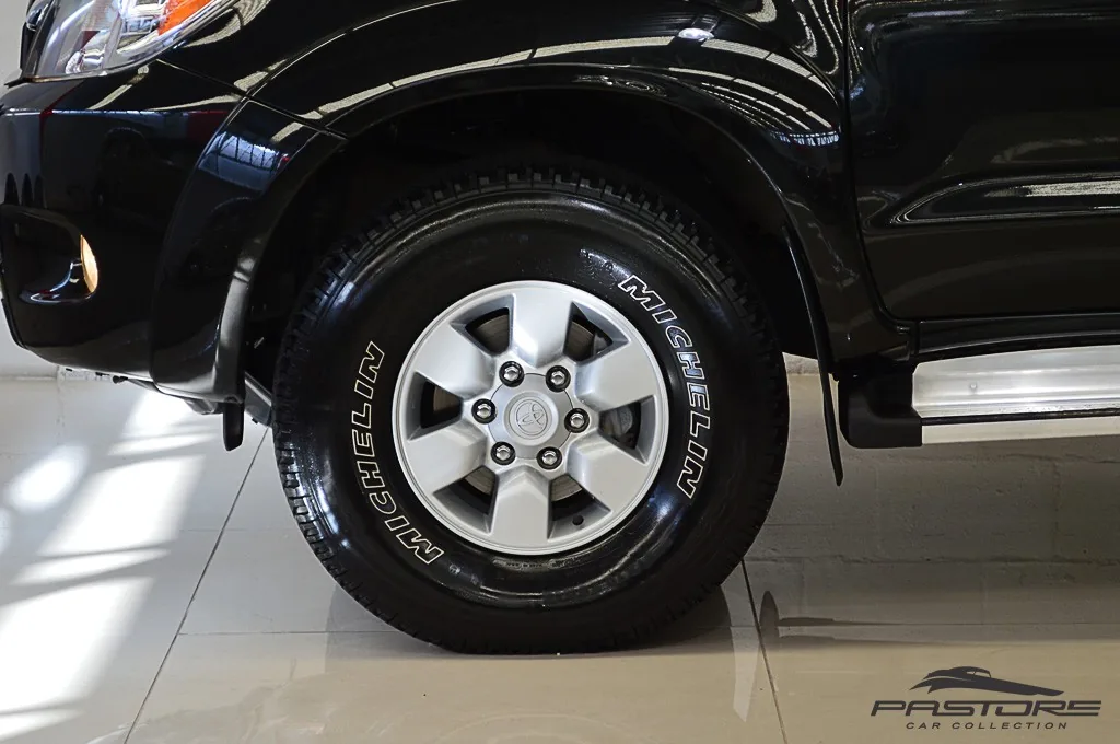 Toyota Hilux CD 4X4 SRV AT