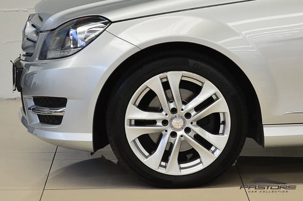Mercedes-Benz C200 CGI Avantgarde