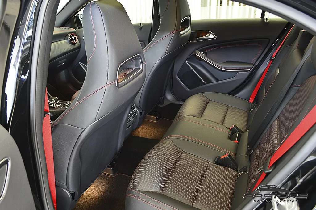 Mercedes-Benz A45 AMG