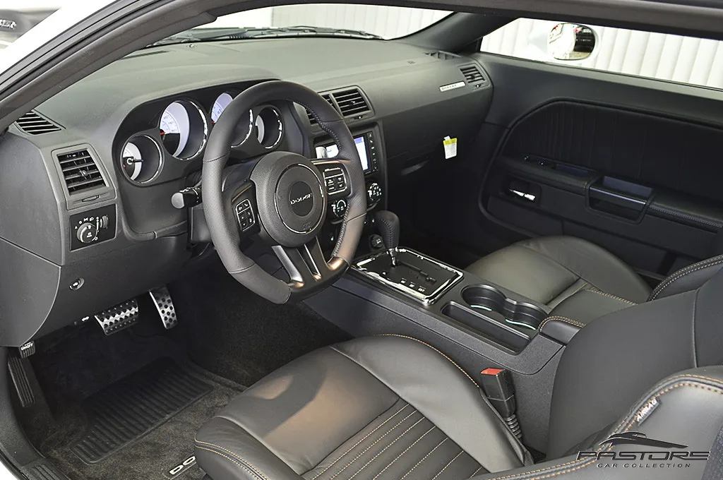 Dodge Challenger Shaker