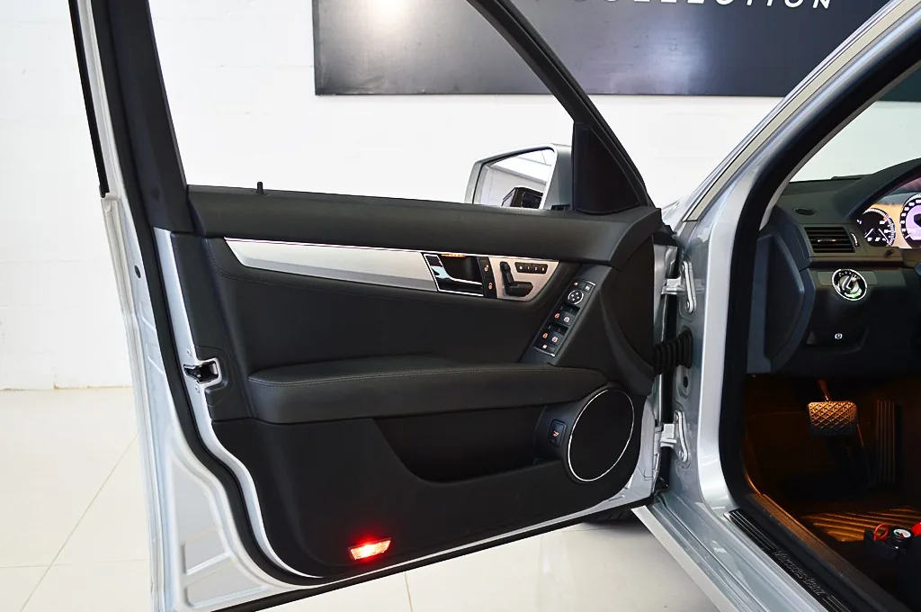 Mercedes-Benz C280