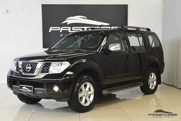 Nissan Pathfinder SE 2.5 TDI