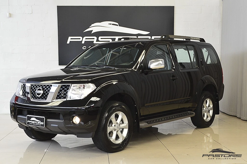 Nissan Pathfinder SE 2.5 TDI