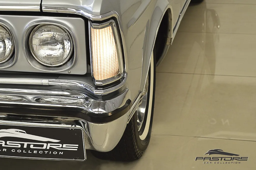 Ford Galaxie Landau