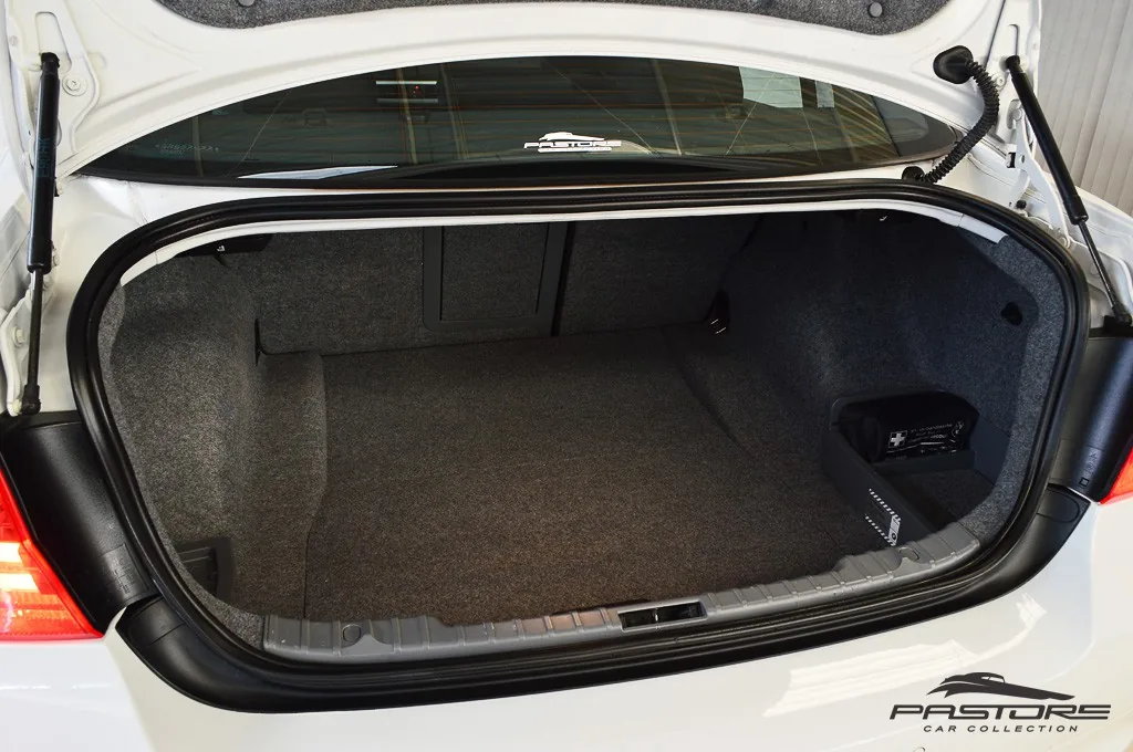 BMW 320i TOP