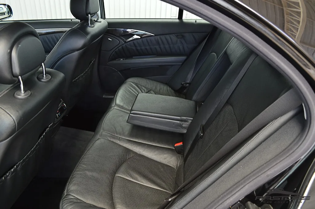 Mercedes-Benz E320 Avantgarde