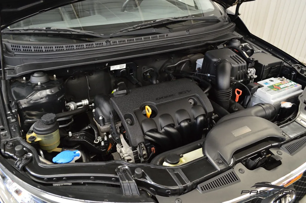 Kia Cerato E252