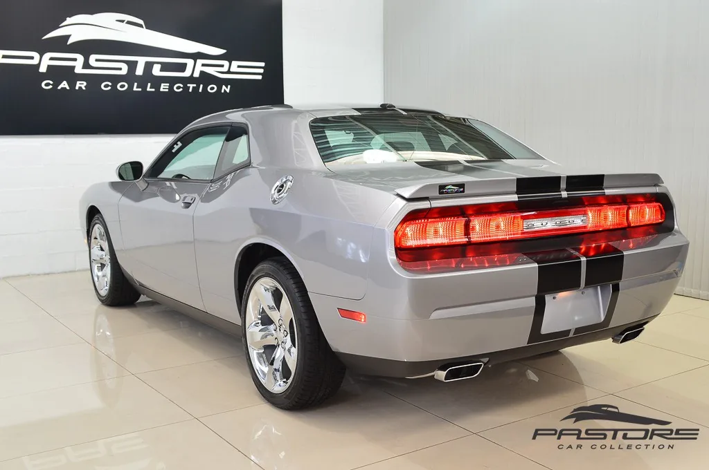 Dodge Challenger SXT Plus