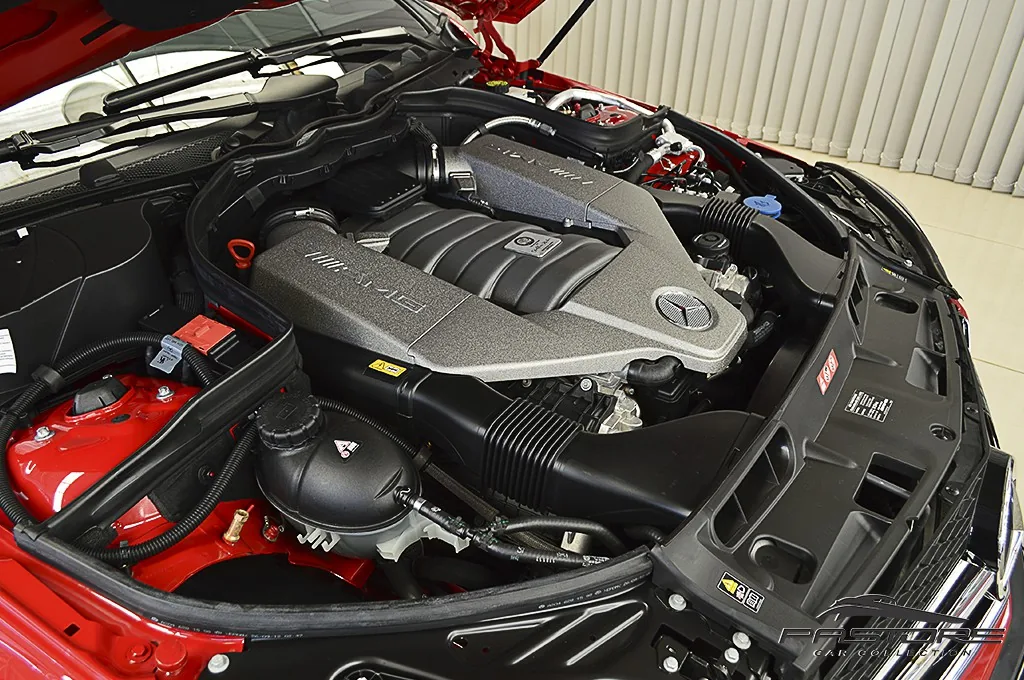 Mercedes-Benz C63 AMG Coupé