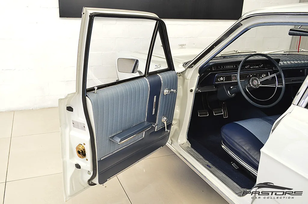 Ford Galaxie 500