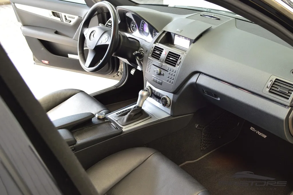 Mercedes-Benz C300 Sport