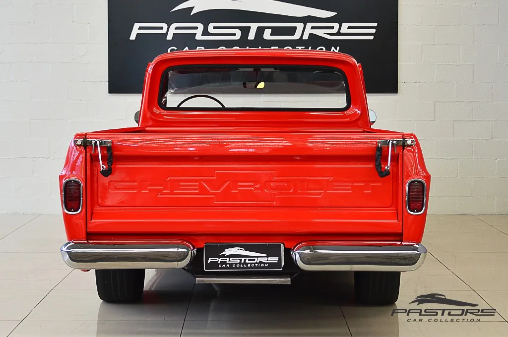 GM C10