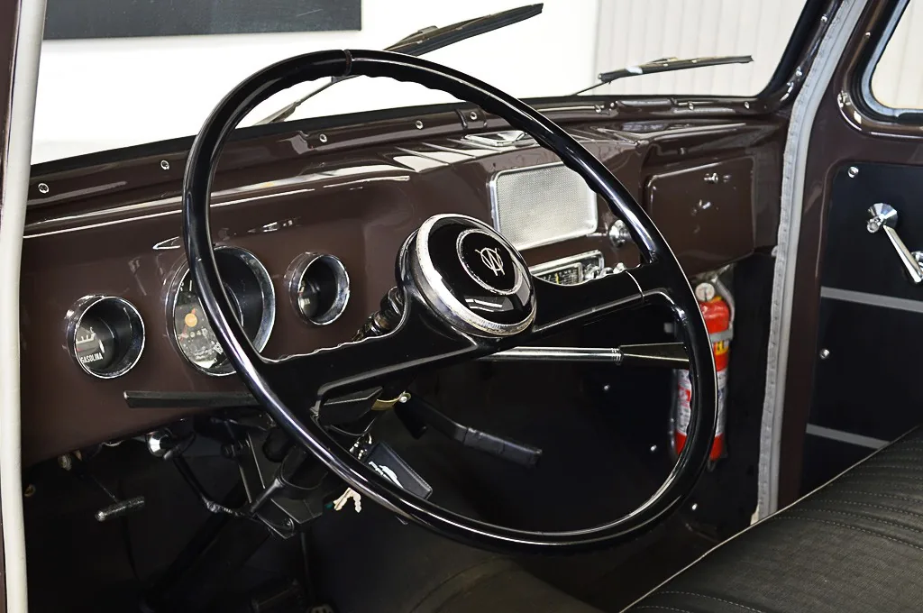 Willys F-75 Pickup