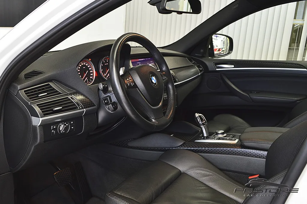 BMW X6 xDrive 50i