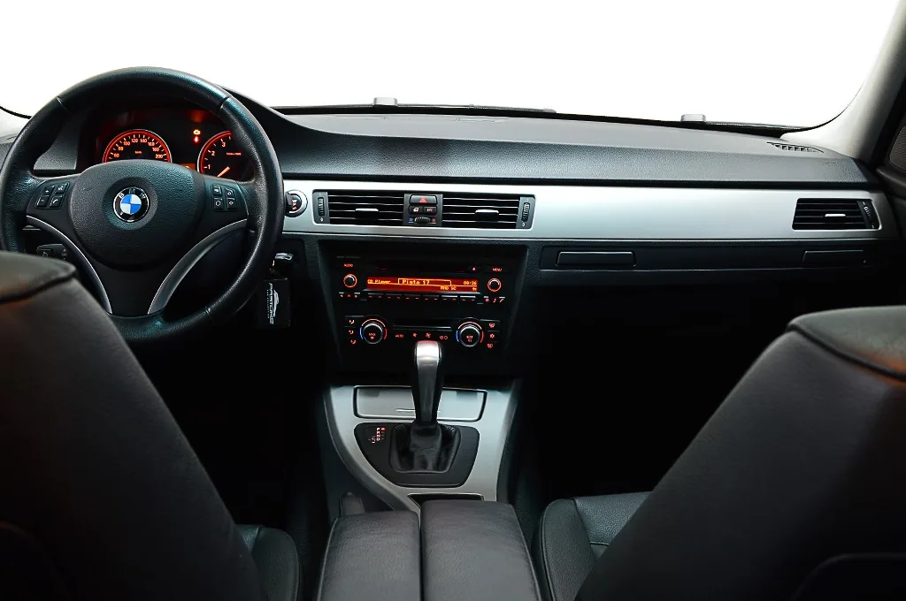 BMW 325i