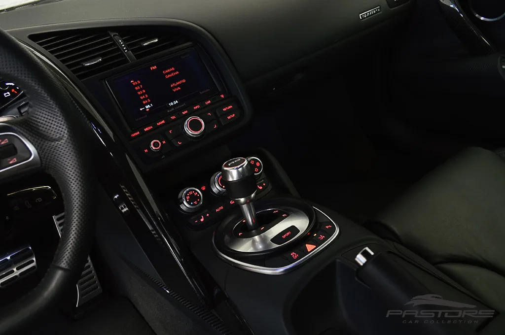 Audi R8 5.2 V10