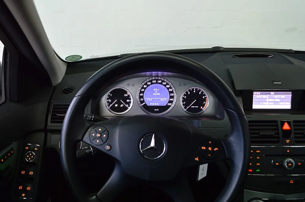 Mercedes-Benz C280
