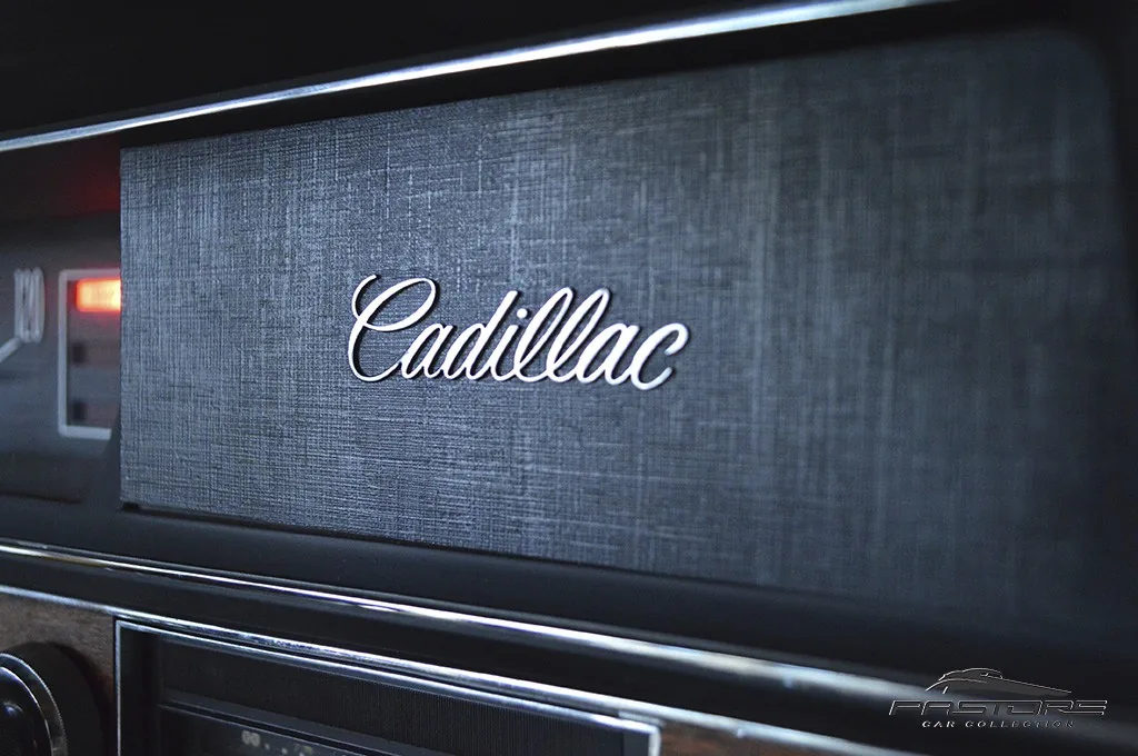 Cadillac Sedan De Ville