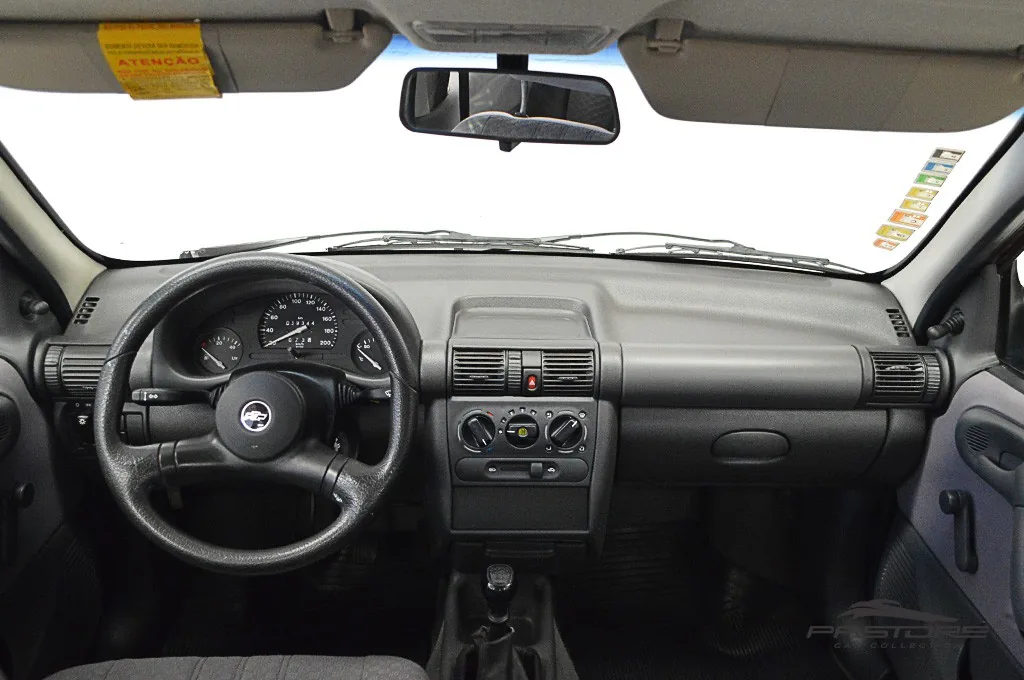 GM Corsa Wind