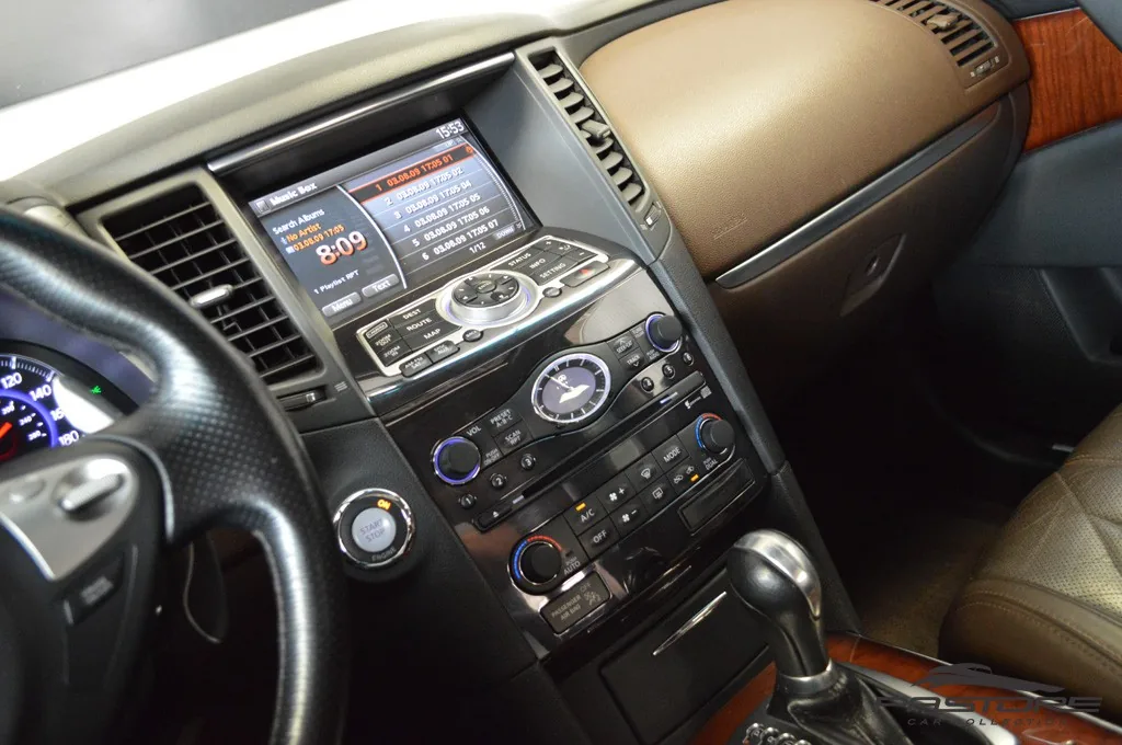 Infiniti FX35 AWD