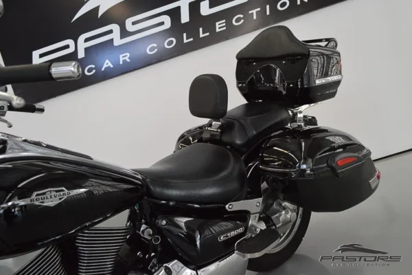 Suzuki C 1500 Boulevard