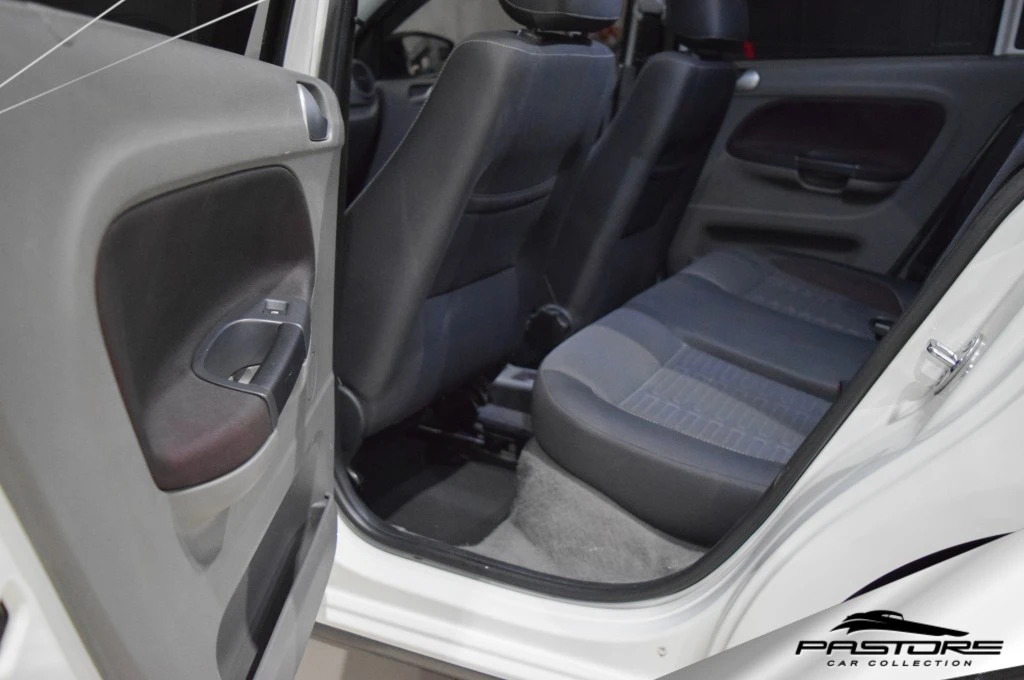 VW Voyage Highline 1.6