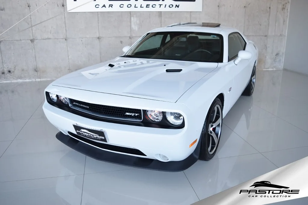 Dodge Challenger SRT8