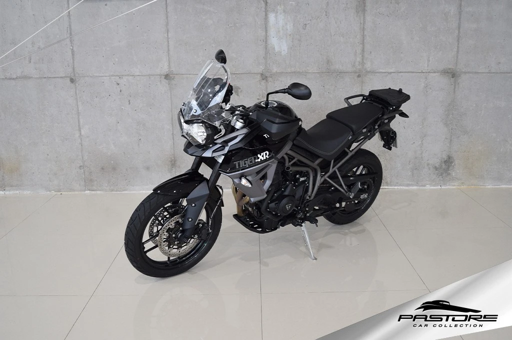 Triumph Tiger 800 XRX