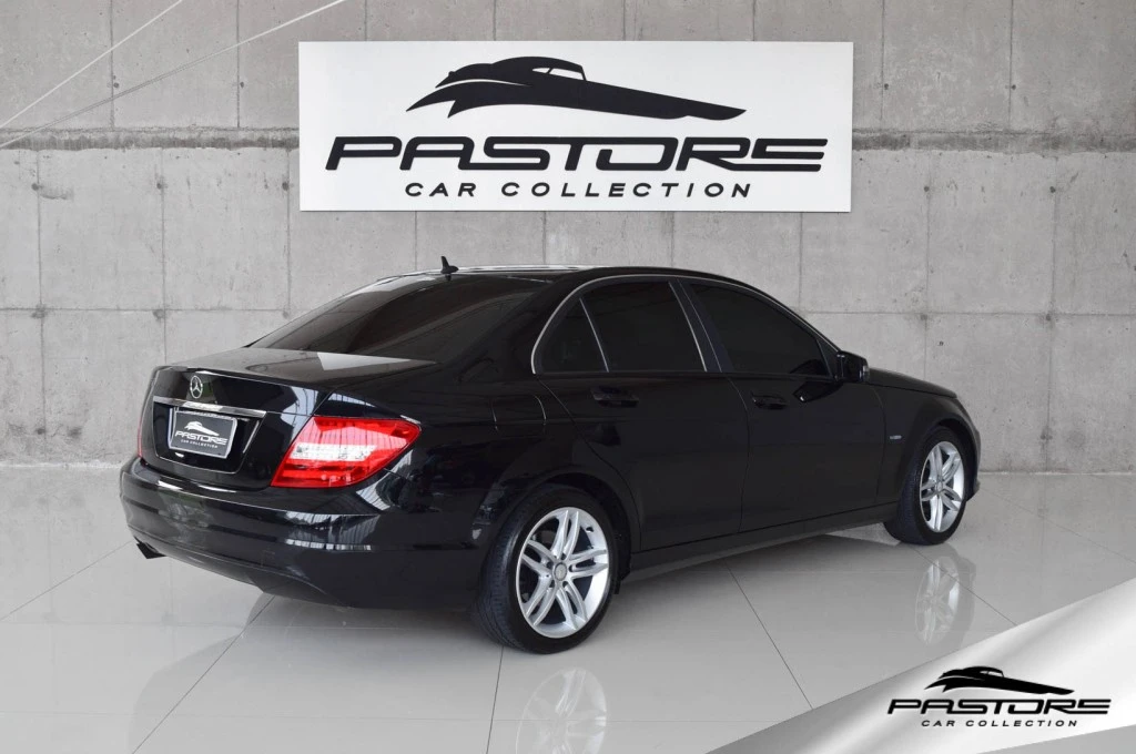 Mercedes-Benz C180 CGI Classic