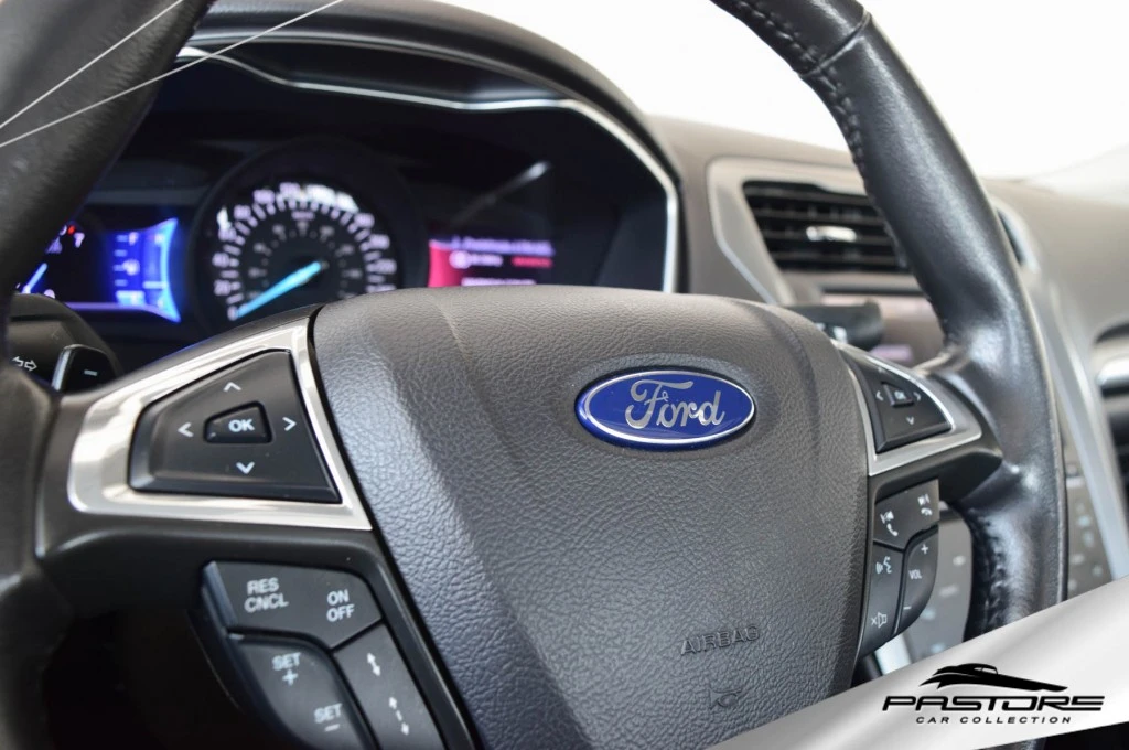 Ford Fusion Titanium AWD