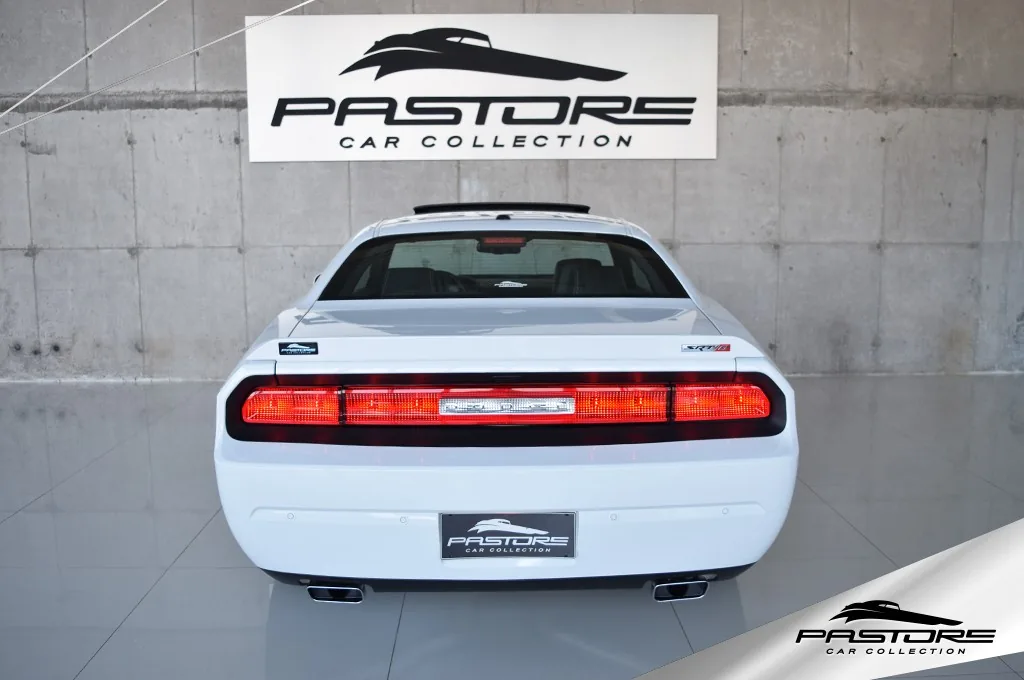 Dodge Challenger SRT8