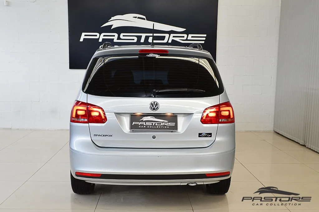 VW SpaceFox Trend