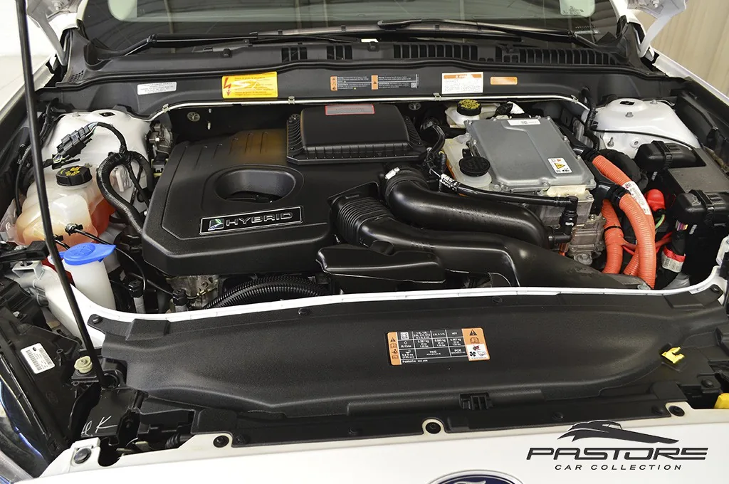 Ford Fusion Titanium Hybrid