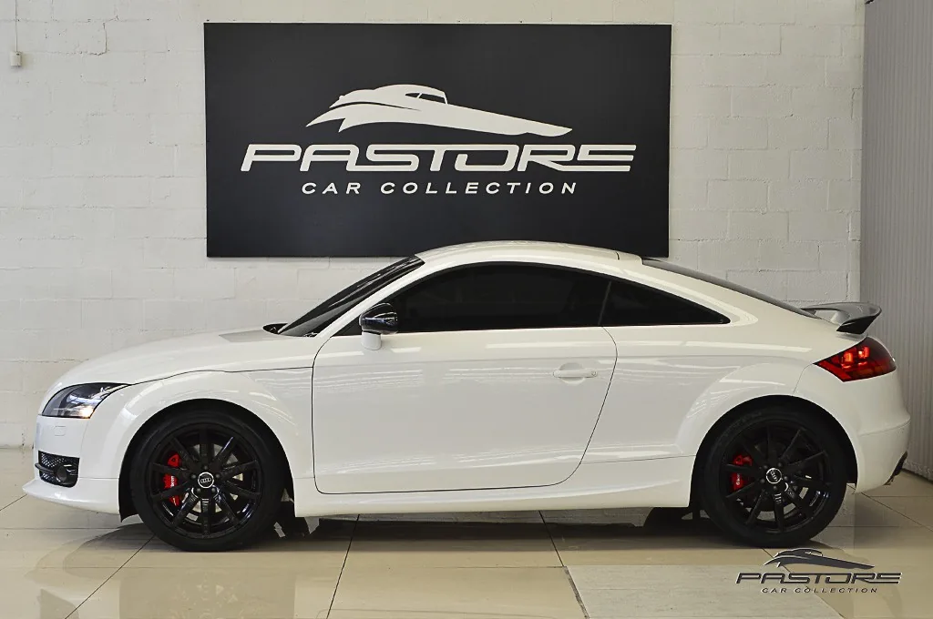 Audi TT White Edition