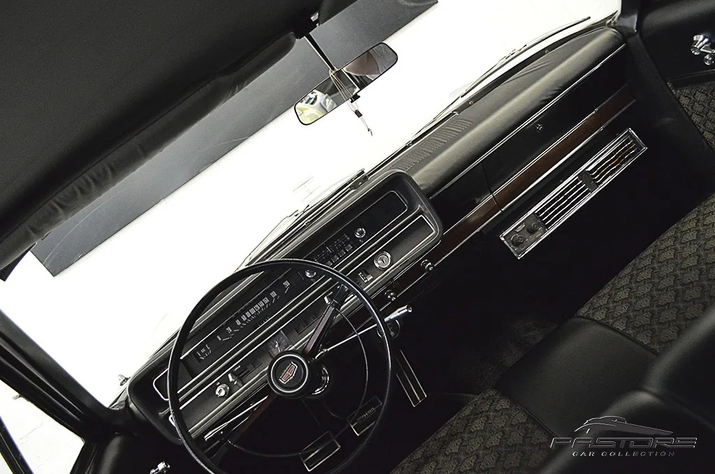 Ford Galaxie Landau