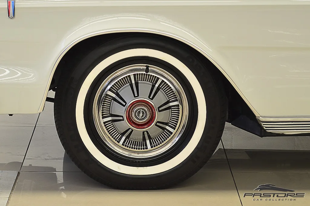 Ford Galaxie 500