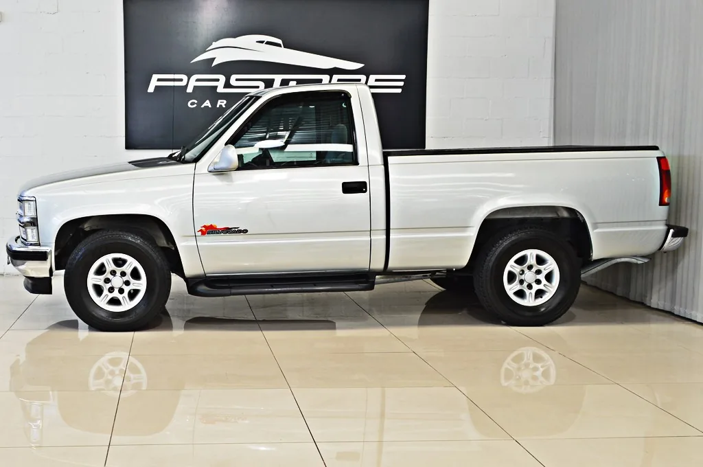 GM Silverado DLX TDI