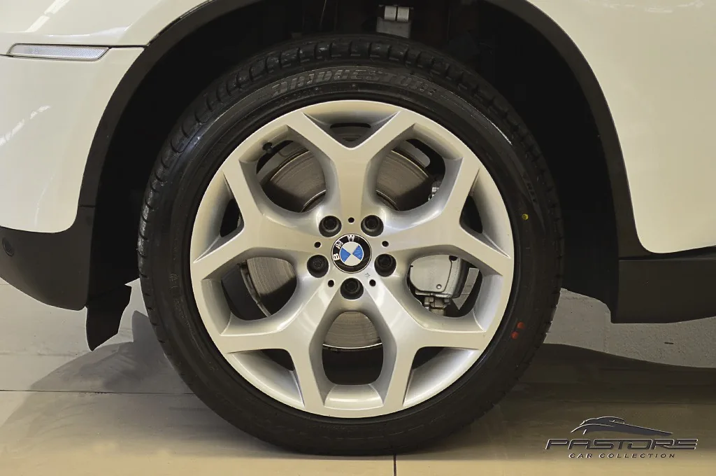 BMW X6 xDrive 50i