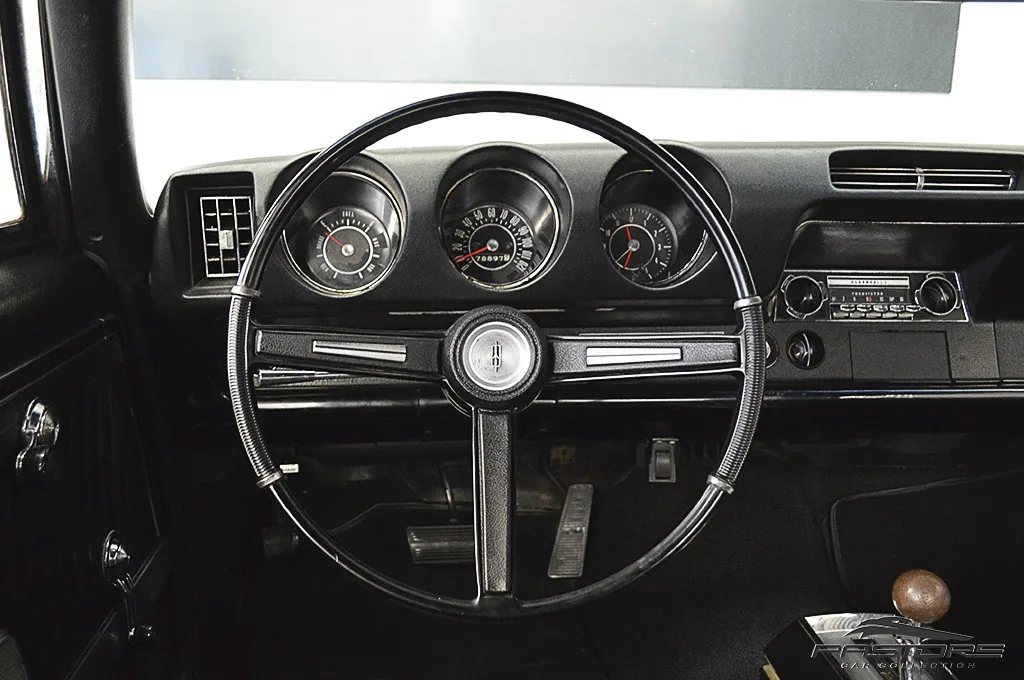 Oldsmobile Cutlass Supreme