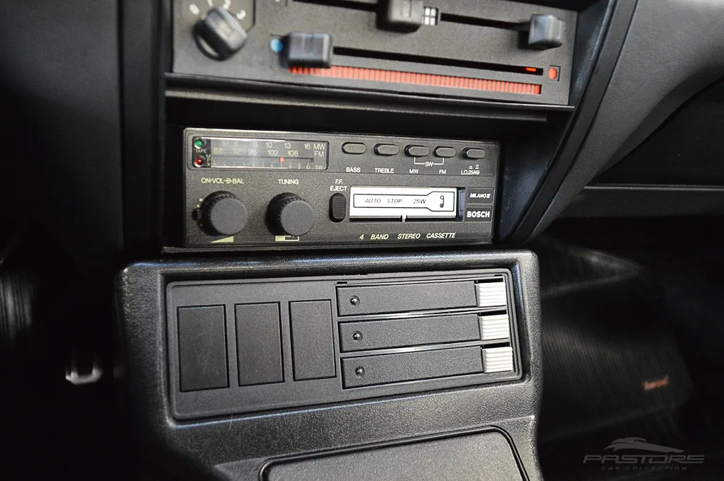 VW Voyage GLS