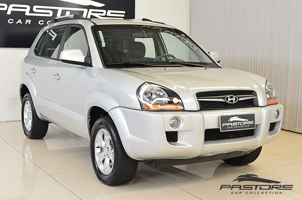 Hyundai Tucson GLS AT