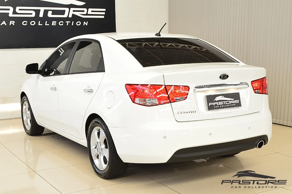 Kia Cerato E 284 AT