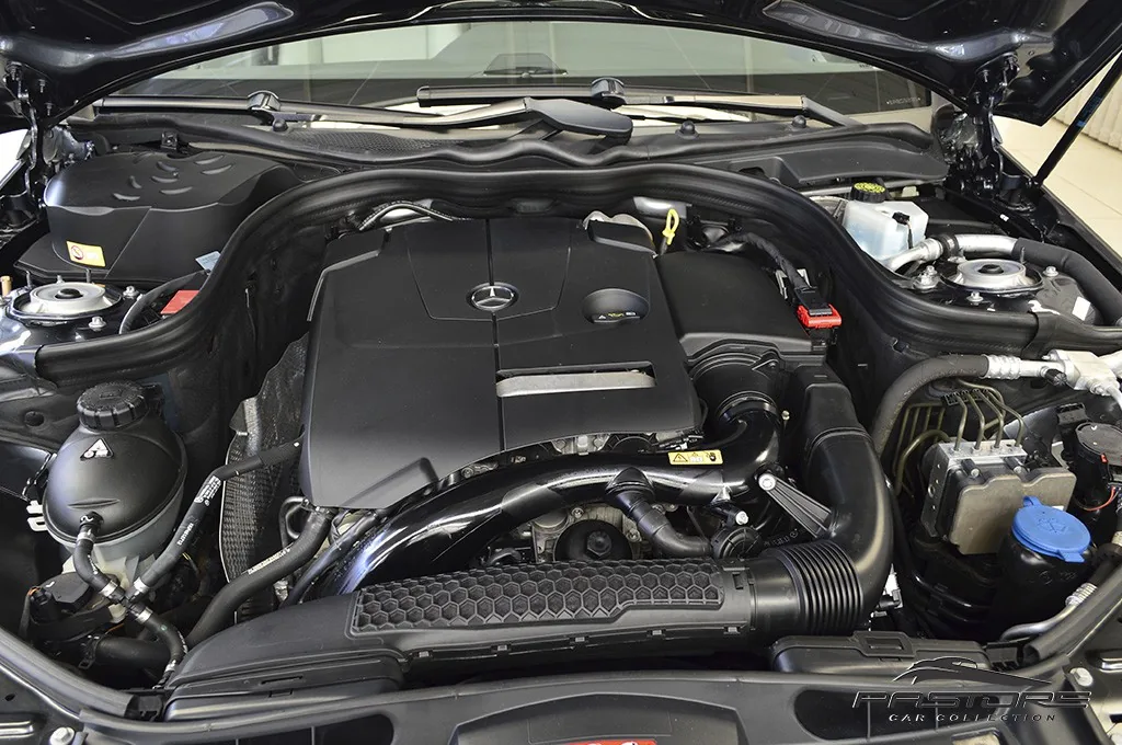 Mercedes-Benz E250 Turbo Avantgarde