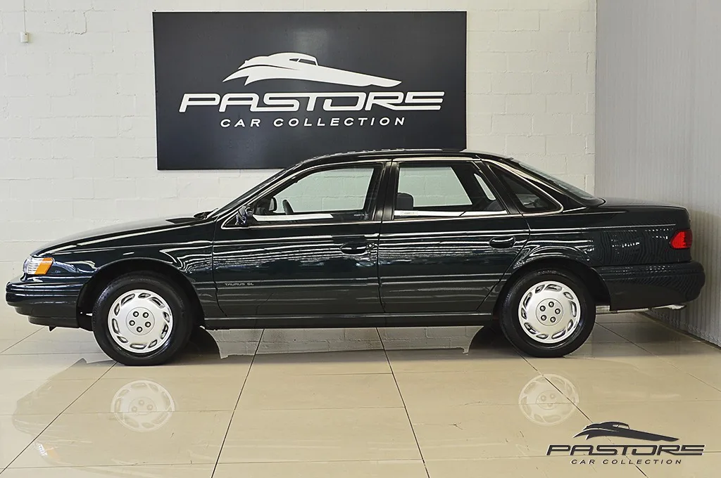 Ford Taurus GL