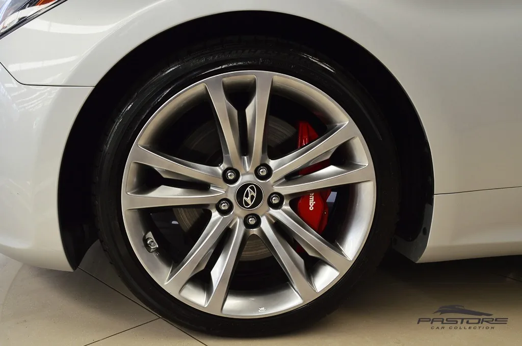 Hyundai Genesis Coupé 3.8 V6