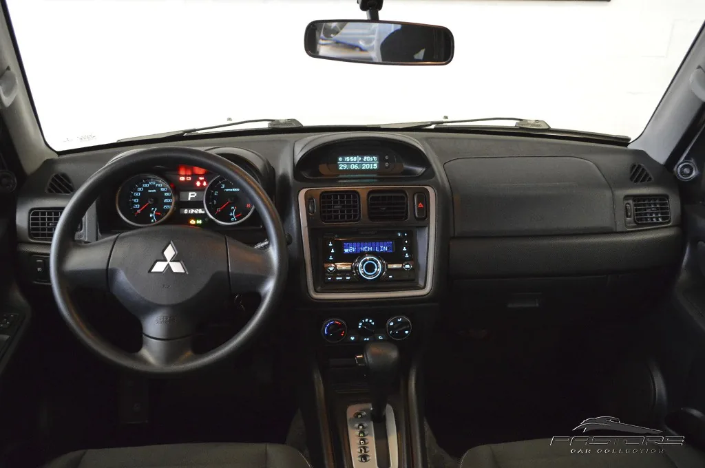 Mitsubishi Pajero TR4 2.0 16v 4x2