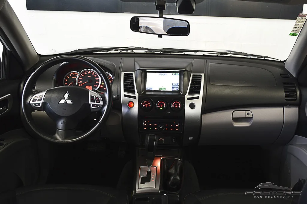 Mitsubishi Pajero Dakar 3.2 HPE