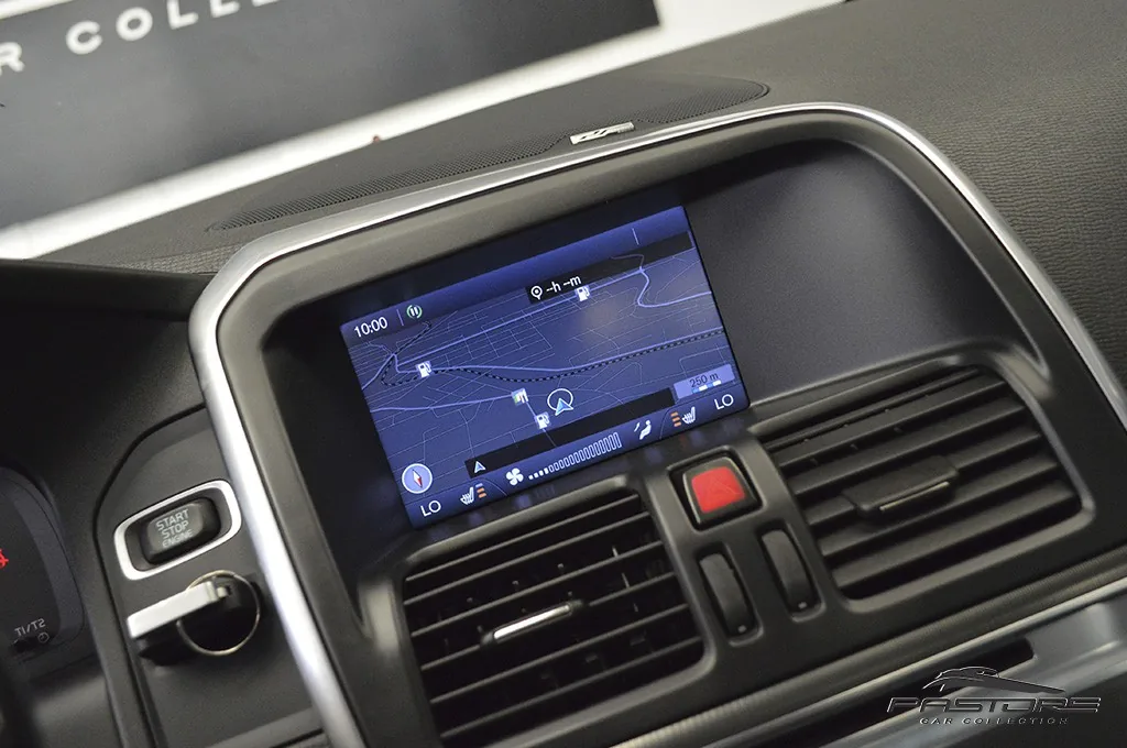 Volvo XC60 T6 R-Design